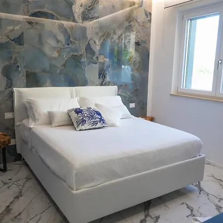 18 * Polignano a Mare