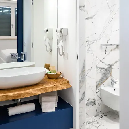 18 * Polignano a Mare